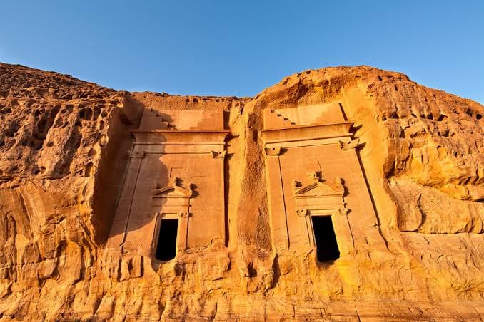 العلا:جولة الباصات الترددية في الحِجر، الجولة الأيقونيةللمجموعات